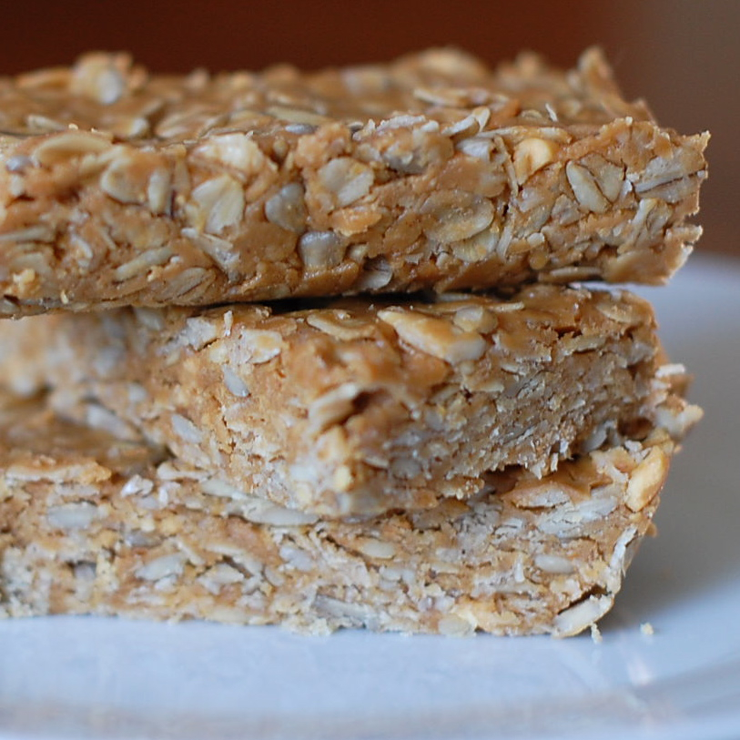 Peanut-butter-honey-oat-bars